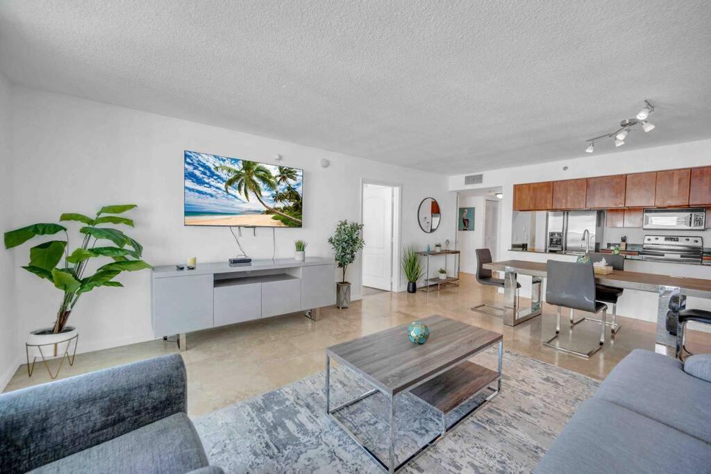 Spacious 36Th Flr 1 Bd 1 Bt • Brickell • Bay View Μαϊάμι Εξωτερικό φωτογραφία